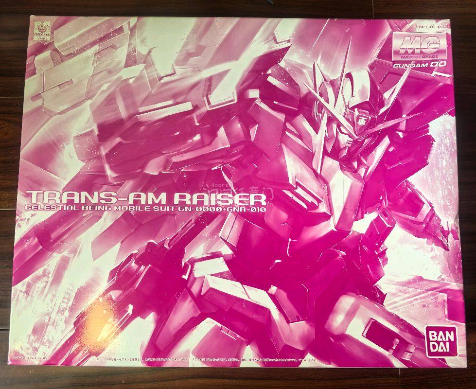作为曾经的海景房之一，电镀版的MG动不动就是上千，现在捡了个大漏作为收藏的，可惜正面压着散货，找个合适的出掉吧…
这么多的散货hg只能发MAX也是无奈之举，谁让数量超限制了呢，不过到货速度还不错。