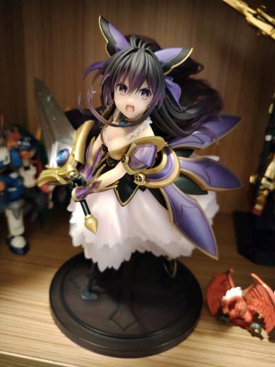 在煤炉拍卖的一对taito约会大作战 夜刀神十香 普通版加异色限定 包装一如既往的好 箱子厚实 到货八角尖尖 赞一个