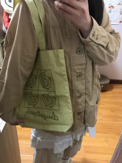 感恩在2025与挖煤姬相遇！淘了很多很多好东西，大部分是美丽的衣服，每一次物流都很快，这次也不例外，完好抵达啦