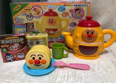 挖煤姬是一个跨境转运平台，支持代拍日拍、合单发货和积分抵扣运费，让用户轻松淘遍日本好物！这次淘到了很喜欢的面包超人下午茶，适合过家家，很精致的玩具，与以往一样，用的是竹蜻蜓线路，速度也是非常快，半个月买的玩具就美美的到我手上啦～
