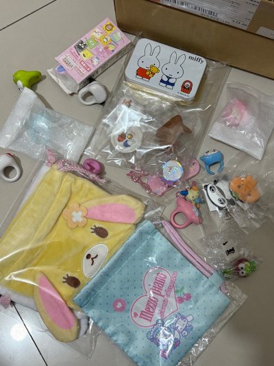 特别特别好，包裹完好无损的收到了！，包装的也很细心，特别特别可爱的东西，物流也比较迅速，客服也很耐心，很满意的一次购物！
