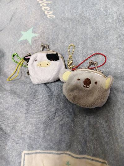 挖煤姬真是我的宝藏海淘神器！在这里总能轻松淘到限量版潮玩手办，智能推荐系统精准狙击我的收藏癖好。每周更新的专属折扣码叠加平台补贴，入手价简直让人惊喜。极简风交互界面让操作零门槛，新手也能秒变资深玩家。特别要夸夸「竹蜻蜓」速运通道，从下单到拆箱基本两周内搞定，物流信息...