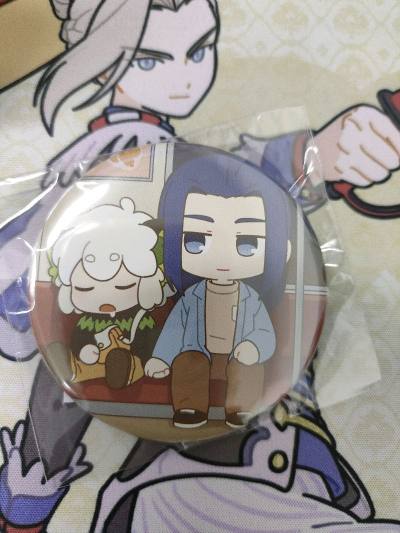 这戏除了桃桃的美丽谷子，还切到了罗小黑的电影特典，羡慕立本人吃的真好。挖煤姬速度很快，邮费还会根据重量退费，很划算。