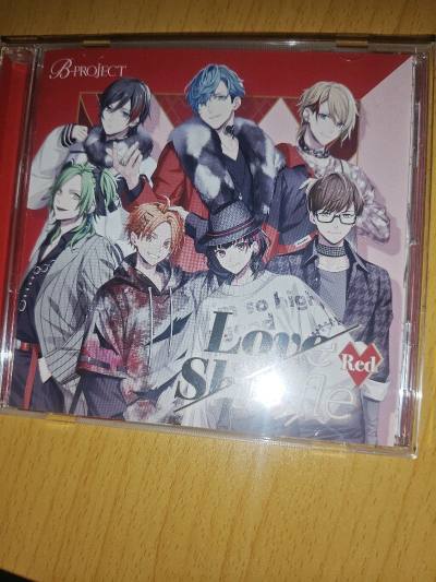 哇塞?，得好好感谢你推荐的这个DVD呀！里面每个宝宝都萌化了我的心，就像一颗颗甜甜的糖果，让我看得超开心，心情都变得超棒啦！而且小册子里面还有对话?