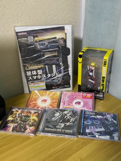 第一次用挖煤姬！体验感很好！
很方便，淘好了好多好东西！
运来的包装完好无损，里面专辑都有泡沫纸
非常喜欢！下次还来切！