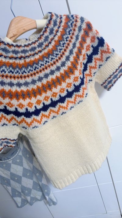 挖煤姬这个平台代购非常方便，下单的速度很快，能够让我很快买到了我想要的东西，给我带来了很多方便的购物体验。买完后用合单的功能就可以运输回来了，等待时间也不需要很久哦