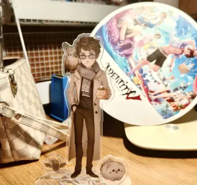 切煤切到了古早的立牌，价格合适就直接购买了，安全到家，用的新箱子，打包的很结实物流也很快，大概半个月就收到了