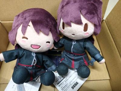 两个努实物和照片一模一样，头棉充足手感fuwafuwa的，下巴也是饱满无凹陷畸形，下单时候选了好久，要看照片脸甜、卖家差评少、不像一图多卖的。