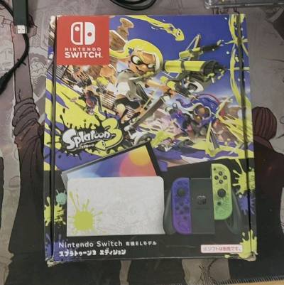 这款Switch限定款太惊艳了！紫绿渐变的Joy-Con配色超吸睛，机身做工精致无瑕疵，开机运行超流畅，不管是自用还是收藏都超赞！