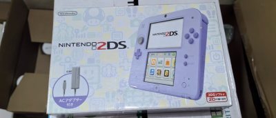 又蹲了好久才买到一台很新的还有箱说的紫色2ds，最近像上瘾的一样翻看挖煤姬，不想错过任何一台美丽机器
