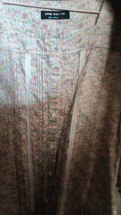 日牌碎花连衣裙