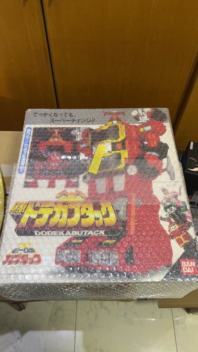 这次是在煤炉二手平台上切的万代97版卡布达巨人，挖煤姬官方的包装非常好，第N次走海运也非常快，超乎我的预料，大概25天到手拆箱，非常丝滑！