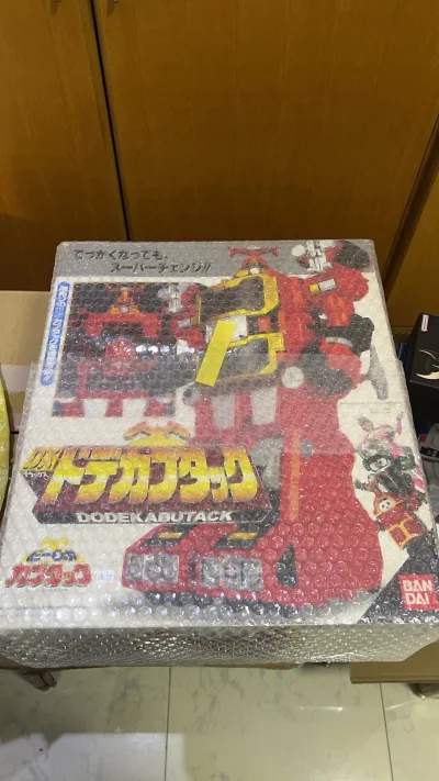 这次是在煤炉二手平台上切的万代97版卡布达巨人，挖煤姬官方的包装非常好，第N次走海运也非常快，超乎我的预料，大概25天到手拆箱，非常丝滑！