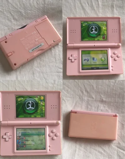 怎么说呢？粉色的机器怎么看都不腻，任天堂的调色真的很有感觉，这个小屏机最适合用来玩烧录卡的游戏了，喜欢！