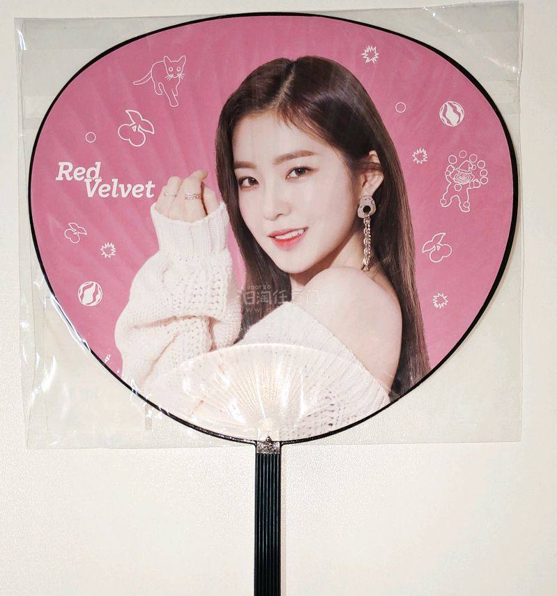 太美萌了这个艾琳，果断拿下。吐舌彩没有不复数的义务! 感谢挖煤姬赐下的好价，宝宝们一路顺风无阻地回家了???