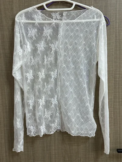 这次淘到的是mj的蕾丝内搭，蹲了好久终于蹲到了，衣服状态很好，无暇疵。这次还试了新路线EPL，运费比ems便宜了一些，速度也很快，体验非常好，以后还是选择！！