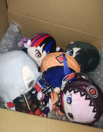 一直很想要这套毛绒玩具但苦于价格过高，结果第一次用挖煤姬就刷到了超级好价，立马就下单把它带回了家，到手后开箱发现品相也特别好，真是捡到宝了，特别满意的一次购物。