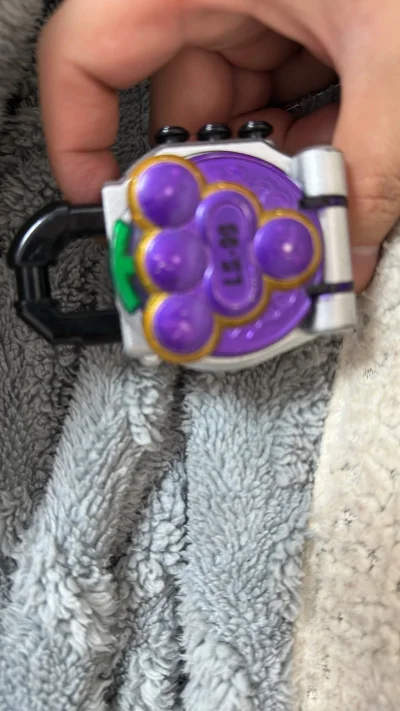 每次使用足蜻蜓都很满意，速度很快，并且让你们打包服务特别好，就是你跨国运输到手也不会有任何影响，完美的打包服务让你放心