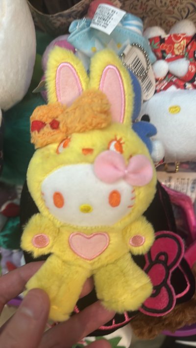 还不错的一次购物体验吧，这是这个审核发货的速度呢还是有一点点慢，需要再改进一下，其次就是这个运费的问题有点贵了，希望可以再多出一点优惠券