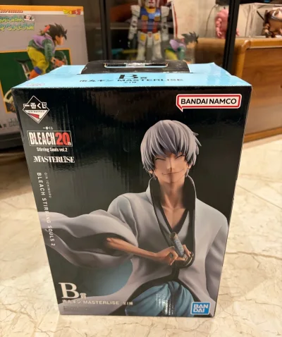 死神没想到今年尽然从新开始出动画了，想当年死神和火影忍者都是长篇的代表作，那个时候很多人都是双修或者三修，喜欢死神的队长，也喜欢火影忍者的各种影大人。