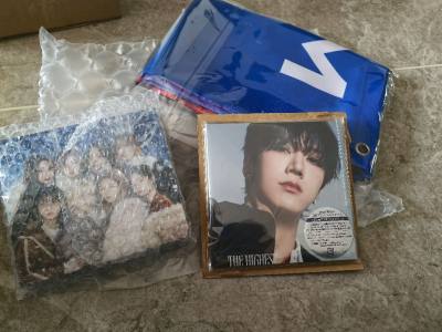 包装依旧很好很结实，竹蜻蜓时不时还有价格优惠，非常便宜安全方便，最近可能因为飞机减少时效变长了一点点，不过还是很好用，会继续使用的。这次第一次使用了留言和拍卖功能也很方便。