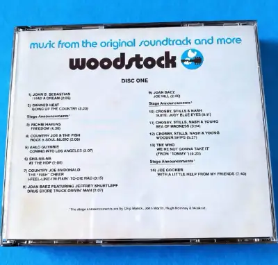 又在挖煤姬淘了几张不错的CD，这次选择的有古典音乐，也有经典动漫音乐，感觉在挖煤姬淘碟确实开阔了自己的视野，有什么想听碟的新喜好，马上去上挖煤姬搜索很快就能达成所愿，而且还有优惠券加持，这点确实让人满意和开心。