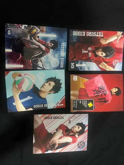 找十几年前的小纸片子真的很不容易……！感谢挖煤姬感谢樱花妹！想到这些生写都来自十年前的异国剧场，就有种很微妙的时间穿越感。挖煤姬是我第一次用切媒软件，很方便很好上手！