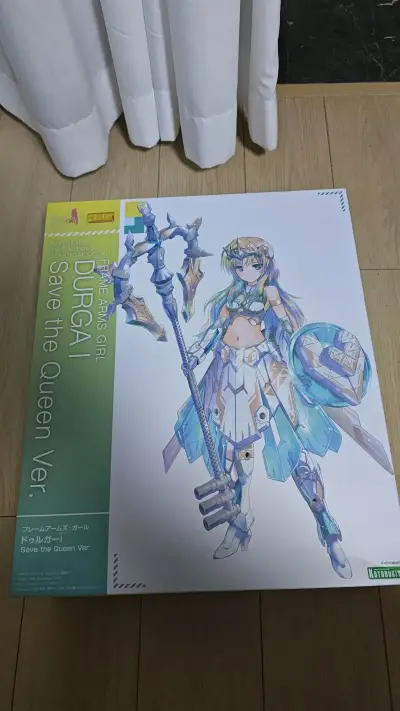 再次下单挖煤姬。顺利买到喜欢的宝贝。杜尔迦机娘非常可爱！竹蜻蜓物流也很快，很大一盒，但包装非常好，八角尖尖，安全到家。
