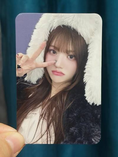 购物很愉快，买的卡都超级美丽，卖家发货也很快，挖煤姬代切速度杠杠滴，会一直支持的！在挖煤姬切卡真的很划算！！