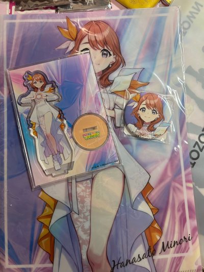 这回切煤使用了挖煤姬的留言功能，和卖家确认了商品的点数之类的，沟通起来很方便！商品收到之后也是打包的非常安心，完全没有坏，非常开心的一次切煤