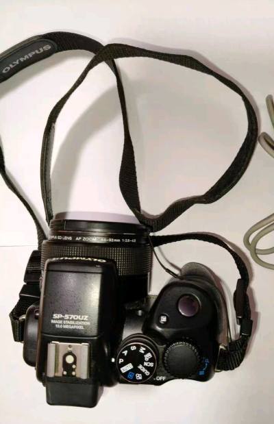 这次在挖煤姬切了富士和奥林巴斯还有松下的ccd相机，成色都很新，功能也完好，很幸运好价切到，挖煤姬打包很严实，物流走的海运，不到20天收到，非常迅速。