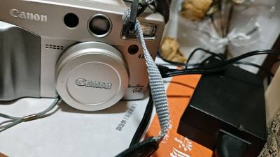 淘包裹终于到啦！心心念念的好物开箱超惊喜，包装严实没破损，性价比直接拉满，快乐值upup！蹲了好久的海淘宝贝到手～拆箱瞬间幸福感爆棚，质感绝绝子，转运速度也给力，用了优惠券特别实惠。