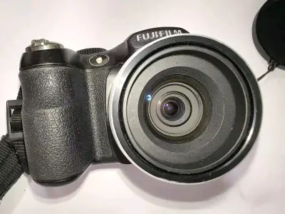 这次在挖煤姬切了富士和奥林巴斯的ccd相机，富士的相机不错，奥林巴斯的也特别新，功能都完好，很幸运在挖煤姬好价切到，挖煤姬打包很严实，物流走的海运，发货后不到20天收到，非常迅速。