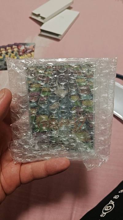  强烈推荐挖煤姬的卡牌海淘服务！这次入手的先导者卡牌每一张都颜值爆表，卡面设计精美，色彩鲜艳夺目，印刷质量无可挑剔。平台合单高效，打包专业，泡泡纸裹得很厚实，长途运输后卡牌依然完好无损。价格比国内代购实惠不少，还能淘到很多限定款，对于收藏党来说太友好了。物流速度也很...