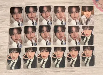 包裹比预期早两天就到了。小卡的品相挺好，画面清晰，边角整齐，没有明显的瑕疵。

包装挺用心的，用了硬质卡套和气泡膜，外面还有个大小刚好的纸盒，运输过程中保护得不错。

物流信息更新及时，路上也能查到进展。客服回复速度正常，问的问题都得到了清楚的解答。

这次购物体验...