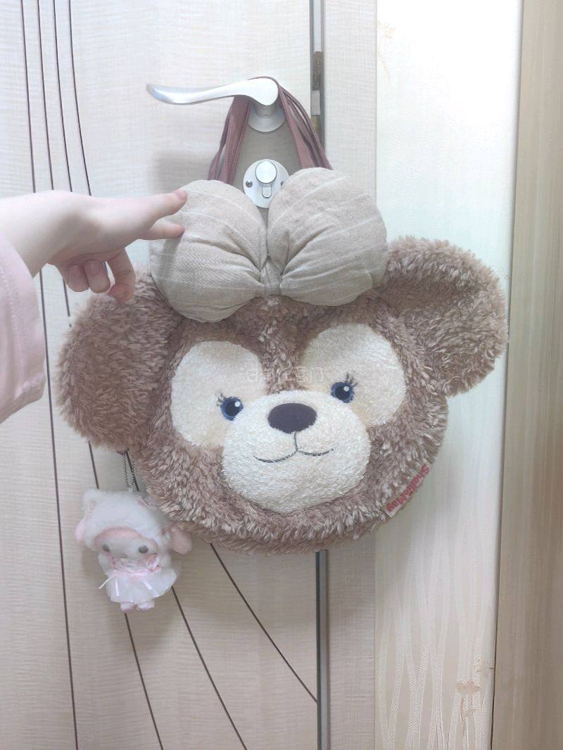 分享一只超级可爱的雪莉玫大脸包
看起来状态还挺好的 而且国际运费也比我想象中要便宜一点  这里要给竹蜻蜓一个大大的好评  