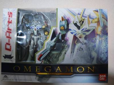 买到了老物darts的奥米加兽，漆面挺好的，关节紧实度也还不错，配件齐全，包装也很好，还有一盒全新未拆分的加速世界bd，期待下次购物