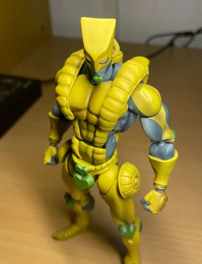 淘到了超像可动JOJO世界初版，品相不错，关节紧实。包装有些旧，但内盒完好。运费比预想低，到手约两周。中意这款老物件的做工，算是圆了学生时代的梦。