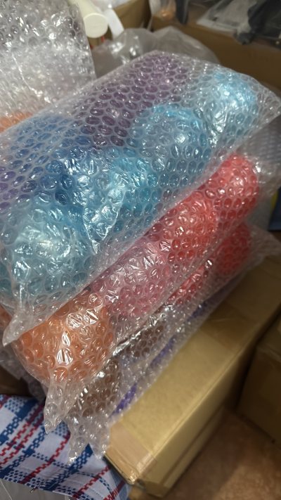 买到了一番赏Last的圣诞米奇老鼠，超大一个，很喜庆也很好看。另外还收编了恶魔果实扭蛋，小小的人物做工也很不错的