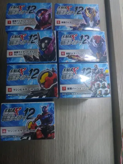 假面骑士掌动驱系列第十二套，整套都是创骑的角色陪n比如图，危险兔坦算是这套最佳了，而且两个主体不够用，还需要再入三个配合配件包的武器和头雕来还原。