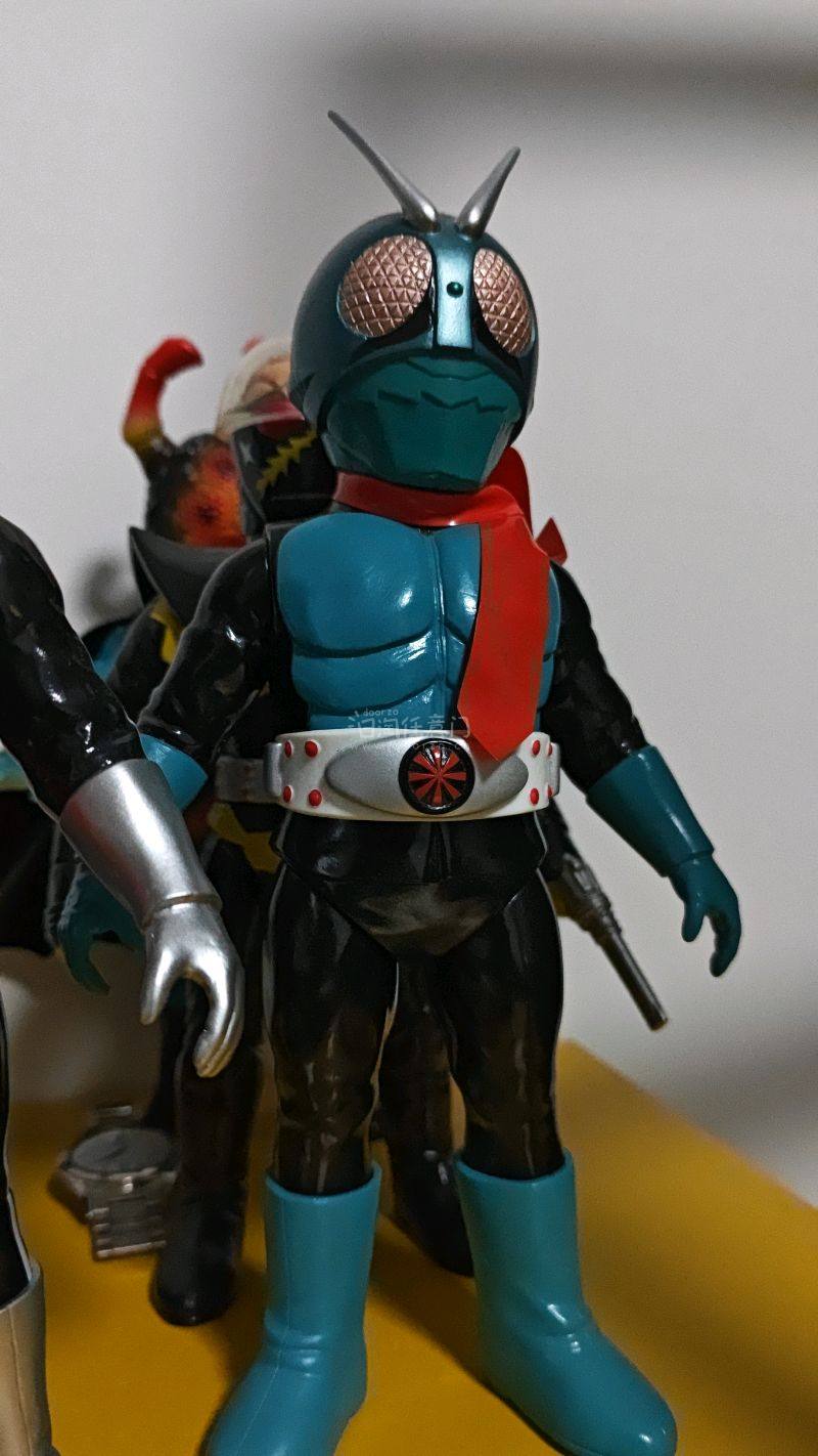 宝贝已收到，质量远超预期，材质手感高级，与描述完全一致！代购速度超快，包装严谨，客服响应及时，整个购物体验非常安心。最主要的是合单不不仅不要钱还退运费！！！。价格实惠，性价比极高，已推荐给朋友，下次还会再来