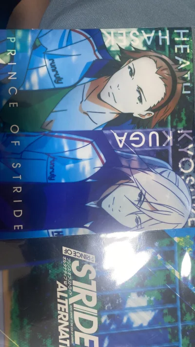 超级开心，买到了漂亮谷子，为了久我买的，虽然贵了一点
但是好美！！好开心啊
这个特典太棒了，爱你！我推超帅！