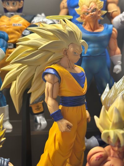 这场到货是重涂超三悟空，经典的造型加上重涂的配色，更好地还原了人物形象。挖煤姬工作人员打包得也很仔细，到货没有损坏。