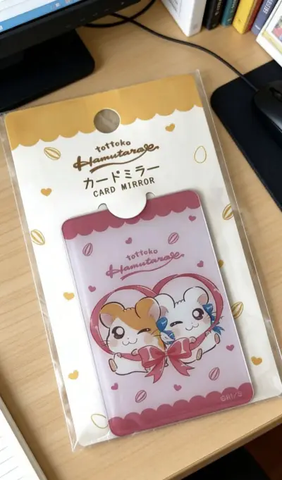 这次用了竹蜻蜓 真的好快哦 海关审核比ems快很多 不到一周就到了!
拿到的哈姆太郎周边也特别可爱 喜欢!