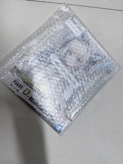 真的非常棒，胜利女神皇冠要有钟鸣就好了
优质动漫立牌以收藏级品质打动人心。设计精准还原角色神韵，线条流畅灵动；工艺上采用厚重板材与细腻涂装，实物质感远超期待。不仅是桌面风景，更是故事与热爱的立体延伸。