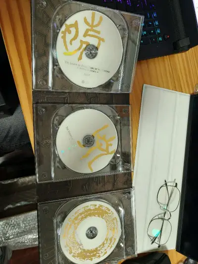 购买的第n单塞尔达，非常之爱
买了很多塞尔达相关周边，音乐集。
收货体验非常好，下单就能快递到家，包装十分到位，不用担心会磕碰，东西很好，非常推荐