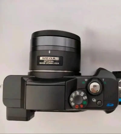 这次在挖煤姬切了松下和奥林巴斯的ccd相机，松下的相机是小长焦，拍人和景都好看，奥林巴斯的特别新，小巧可以揣口袋，带出门拍照很方便，很幸运在挖煤姬好价切到，挖煤姬打包很严实，物流走的海运，发货后不到20天收到，非常迅速。