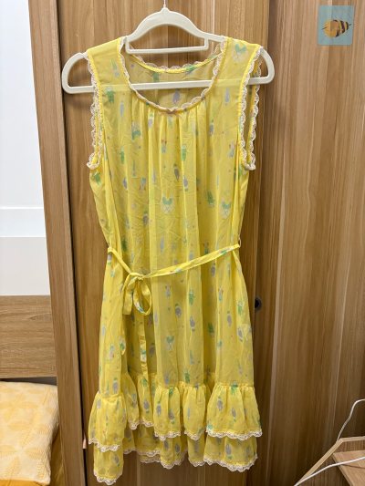 这次购买的是4件衣服，连衣裙很可爱，短袖很森系，我选择的是日本邮政EPL，半个月左右我就收到了，包裹完整，挖煤姬的页面简洁方便。适合我这种新手小白用，人工客服响应也很迅速，自动计算运费省时省事。物流速度快，积分优惠多多，很适合新人入坑，感谢挖煤姬帮我买到心仪的宝贝!...