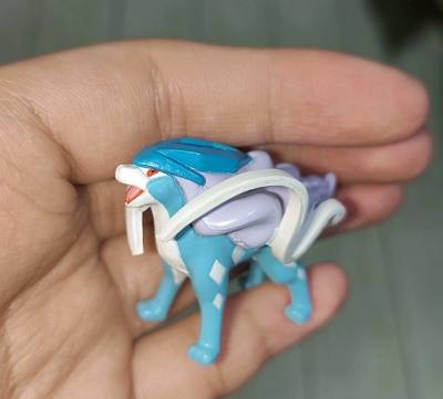 这次入手了一只抬头水君mc，不同于普通造型，这只水君是一个抬头咆哮的模样，非常帅，仿佛回到了小时候看宝可梦剧场版的场景，非常满意的一次购物