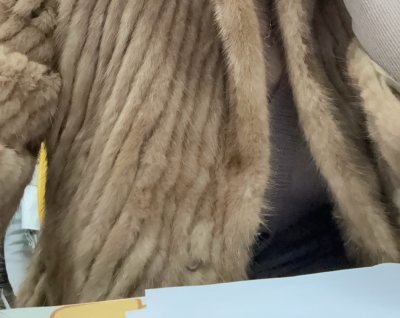 作为日淘老粉，必须给挖煤姬五星好评！从绝版谷子到中古CCD，之前国内难寻的宝贝在这里都能精准挖到，接入煤炉、骏河屋等平台后品类丰富到挑花眼，好价捡漏的机会超多。
平台对新手太友好了，全中文界面+一键翻译功能，日文商品详情秒变中文，尺寸、成色等关键信息一目了然，支付宝...